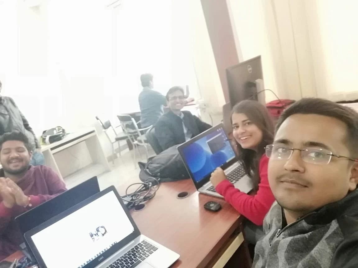 Jasbhi team working together at the office